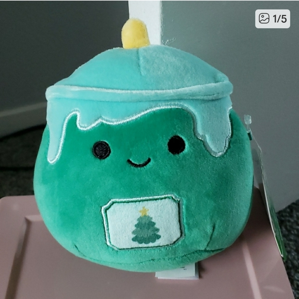 Kids Guardo The Christmas Candle 5" Squishmallow NEW WITH TAGS